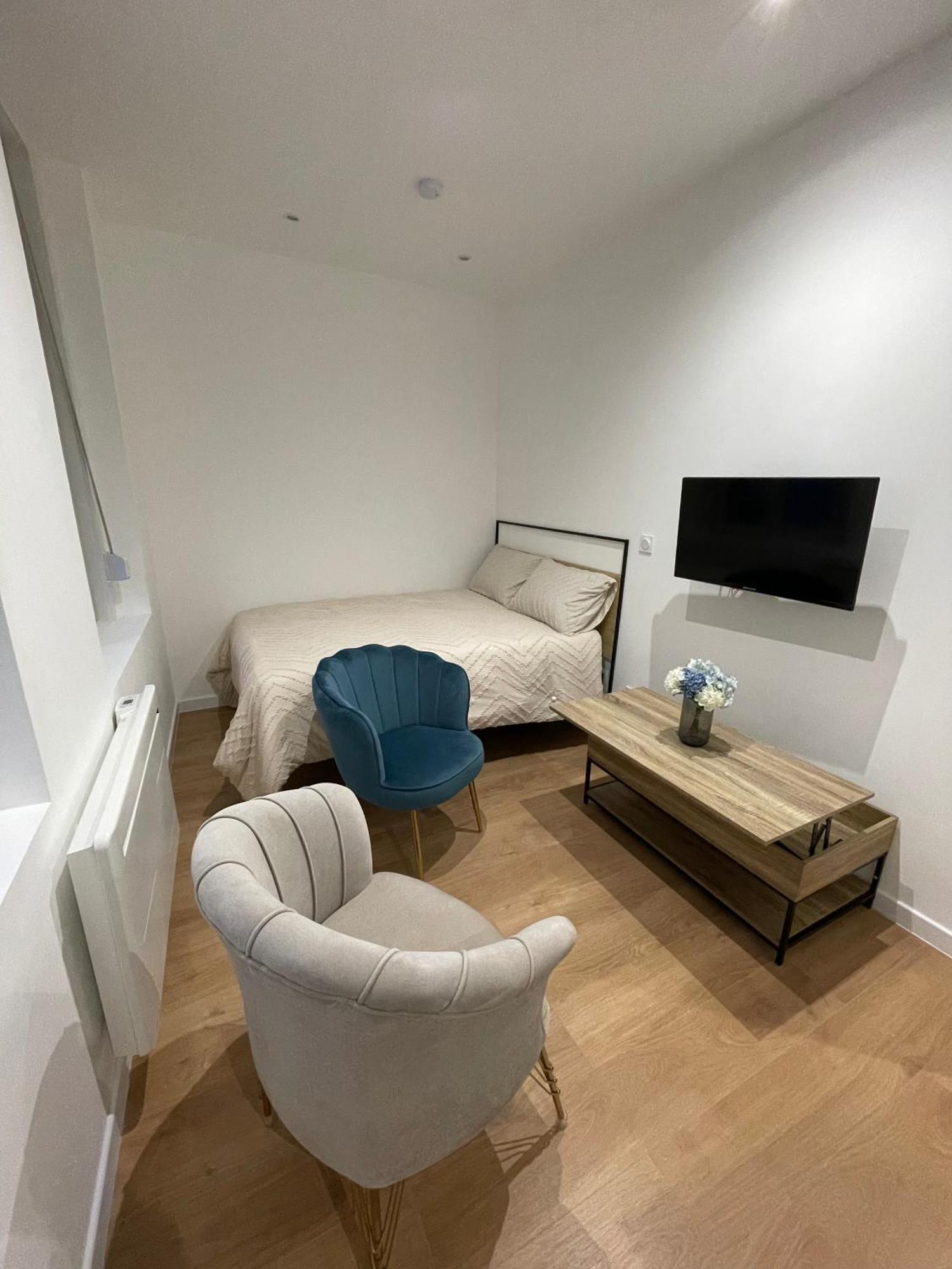 Edenly Stay Saint-Quentin  Eksteriør bilde